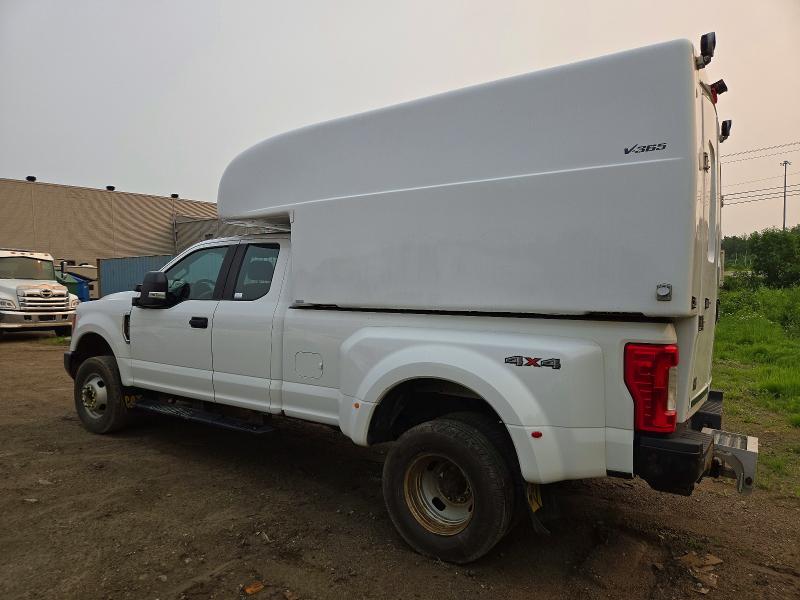 Продажа на аукционе авто 2018 Ford F350, vin: 1FT8X3D6XJEC30745, номер лота: 58745256