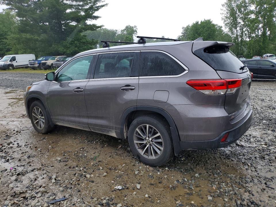 Продажа на аукционе авто 2017 Toyota Highlander, vin: 5TDJZRFH6HS510017, номер лота: 59799406