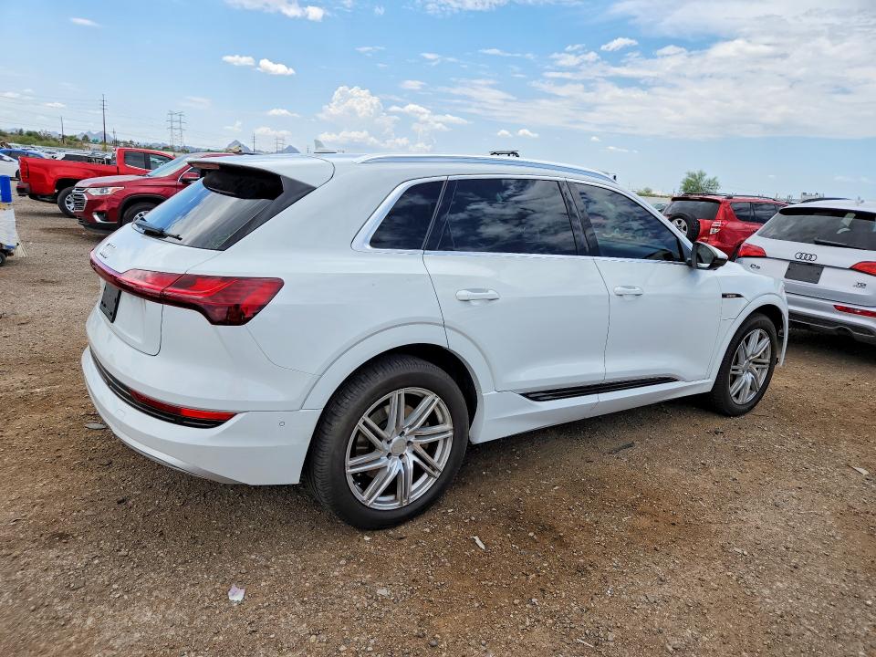 Aukcja sprzedaży 2019 Audi E-tron, vin: WA1LAAGE1KB024567, numer aukcji: 59726036