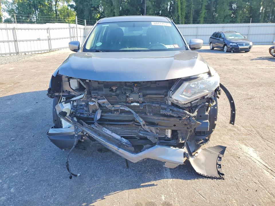 Продажа на аукционе авто 2017 Nissan Rogue, vin: KNMAT2MV7HP616956, номер лота: 60477696