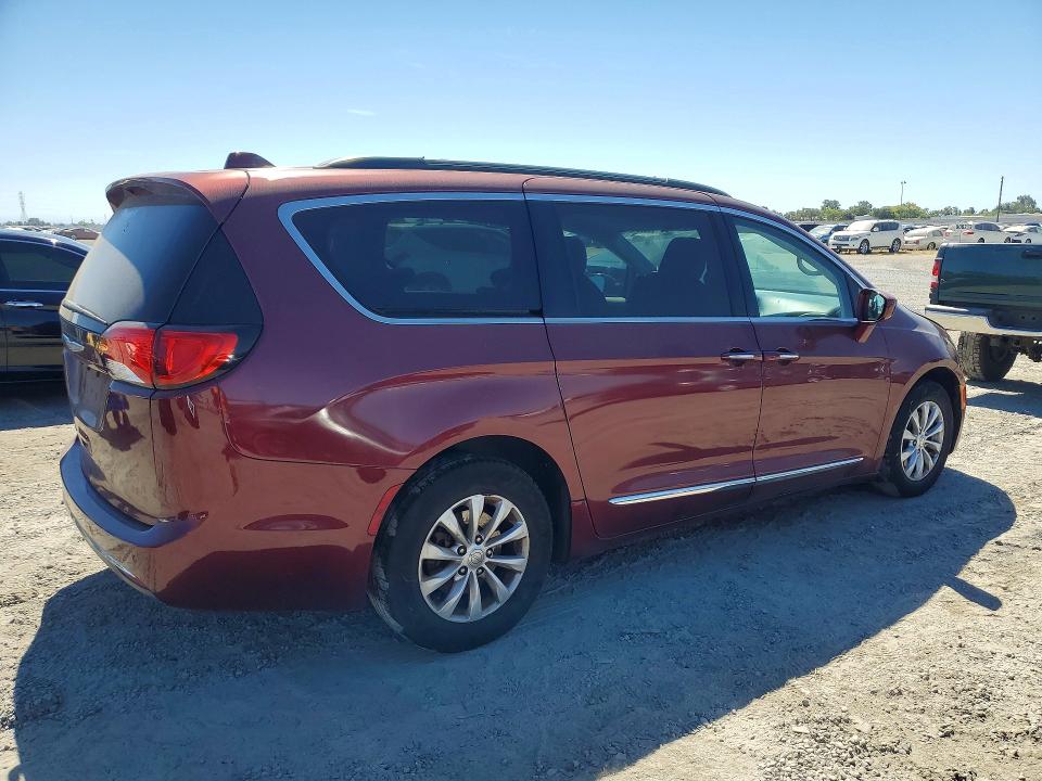 2017 Chrysler Pacifica მანქანა იყიდება აუქციონზე, vin: 2C4RC1BGXHR621343, აუქციონის ნომერი: 62508546