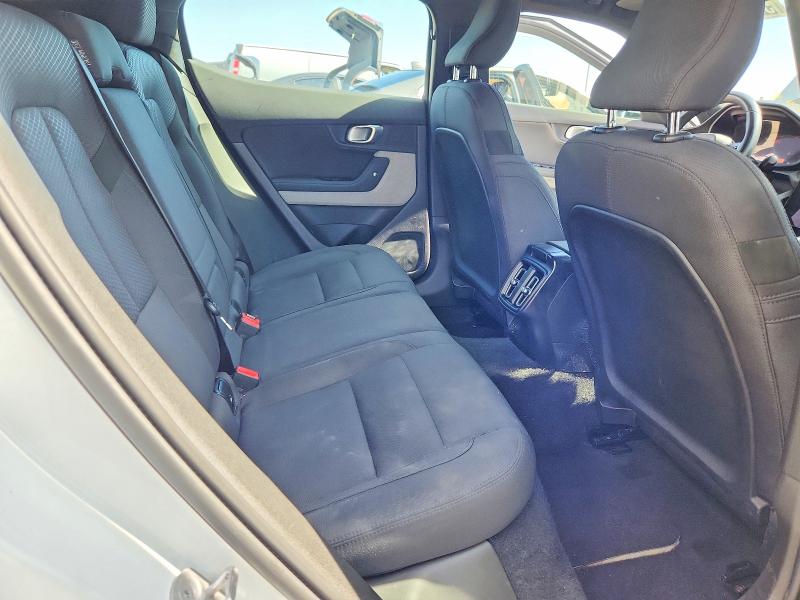 2023 Polestar 2 მანქანა იყიდება აუქციონზე, vin: YSMED3KA7PL131988, აუქციონის ნომერი: 59540456
