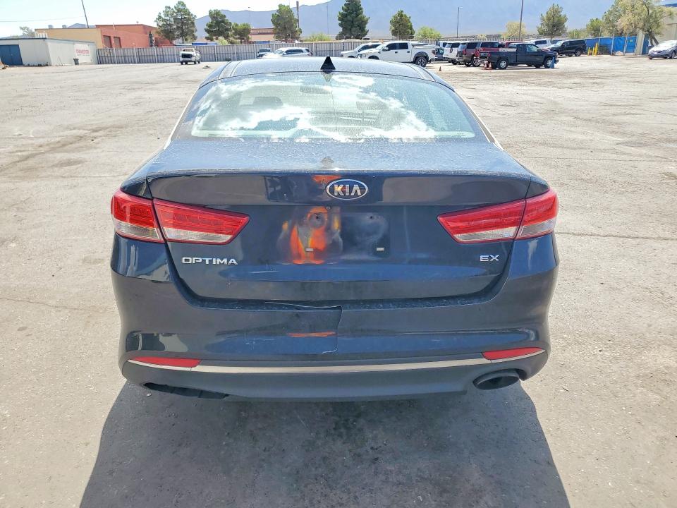 Продажа на аукционе авто 2018 Kia Optima, vin: 5XXGU4L30JG250533, номер лота: 61620536