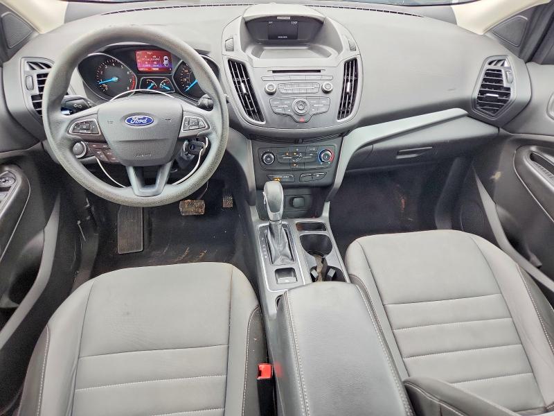 Продажа на аукционе авто 2017 Ford Escape, vin: 1FMCU0F72HUB87635, номер лота: 61953456