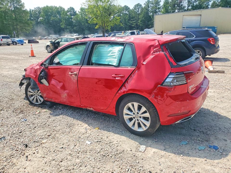 61318086 :رقم المزاد ، 3VWG17AU5JM281004 vin ، 2018 Volkswagen Golf مزاد بيع