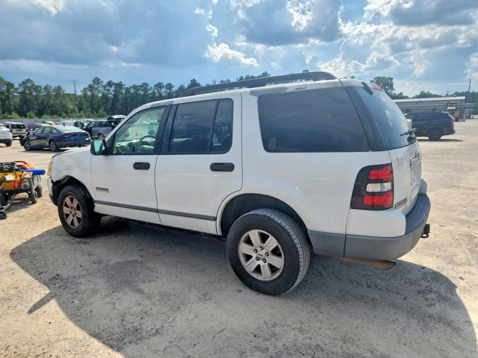2006 Ford Explorer მანქანა იყიდება აუქციონზე, vin: 1FMEU62EX6UB54055, აუქციონის ნომერი: 61469726