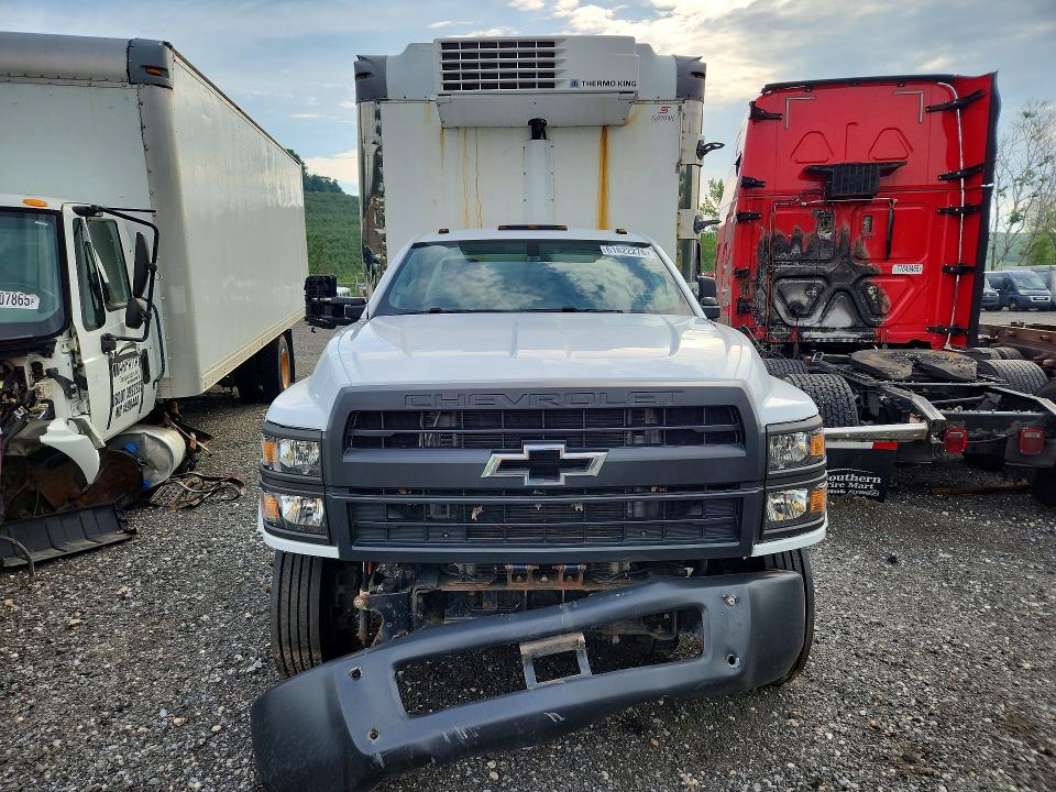 Продажа на аукционе авто 2020 Chevrolet Silverado Medium Duty, vin: 1HTKHPVKXLH263545, номер лота: 61822276