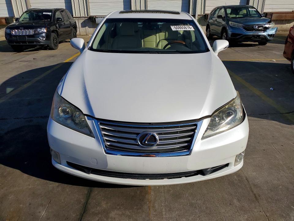 60865616 :رقم المزاد ، JTHBK1EG2C2481147 vin ، 2012 Lexus Es مزاد بيع