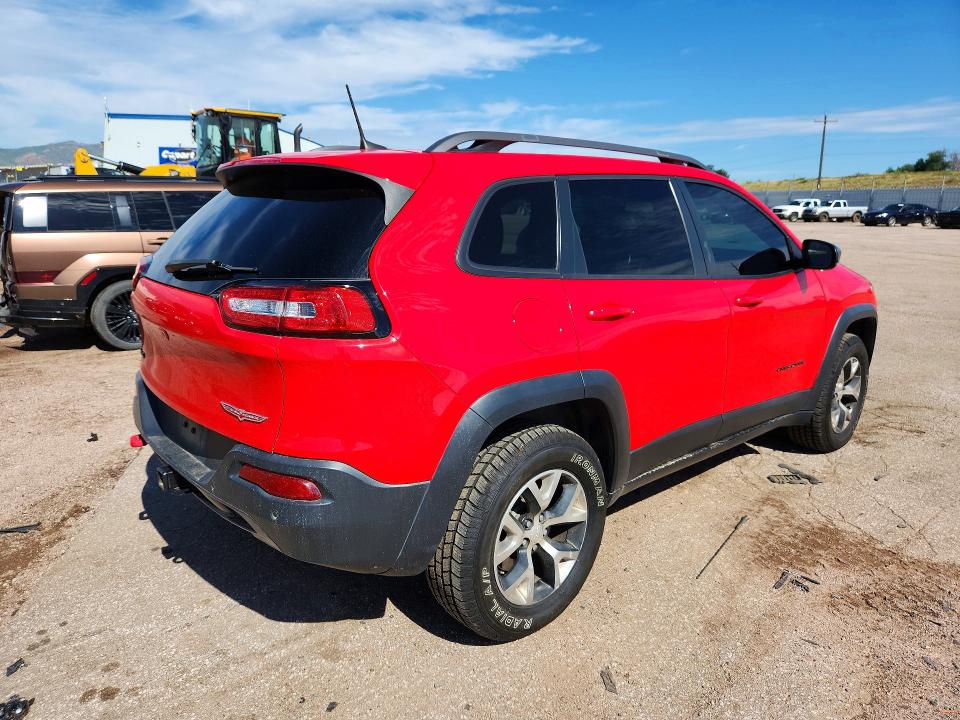 59707126 :رقم المزاد ، 1C4PJMBX3JD607243 vin ، 2018 Jeep Cherokee مزاد بيع
