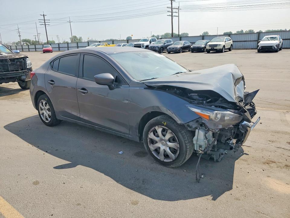 Продажа на аукционе авто 2018 Mazda 3, vin: 3MZBN1U70JM240457, номер лота: 62356816