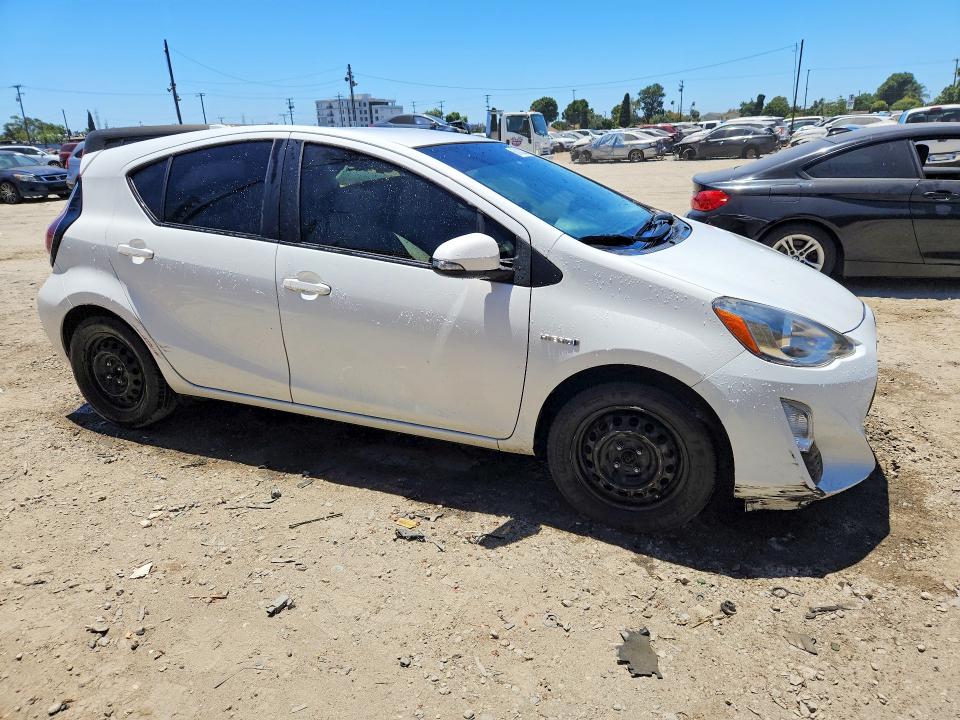 60133786 :رقم المزاد ، JTDKDTB36G1127166 vin ، 2016 Toyota Prius C مزاد بيع