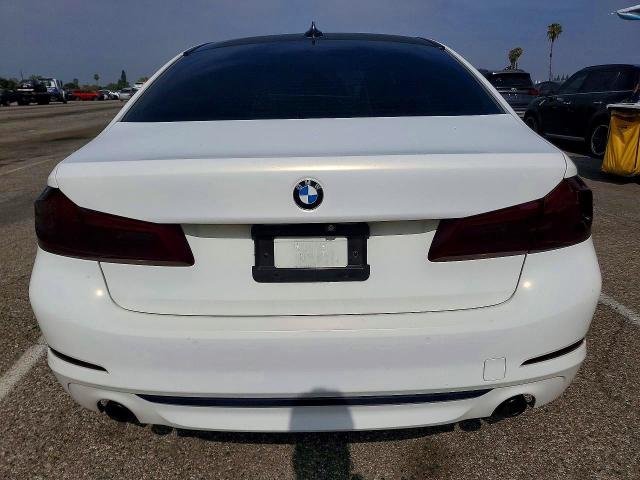 60950006 :رقم المزاد ، WBAJA9C55KB399635 vin ، 2019 Bmw 530e مزاد بيع