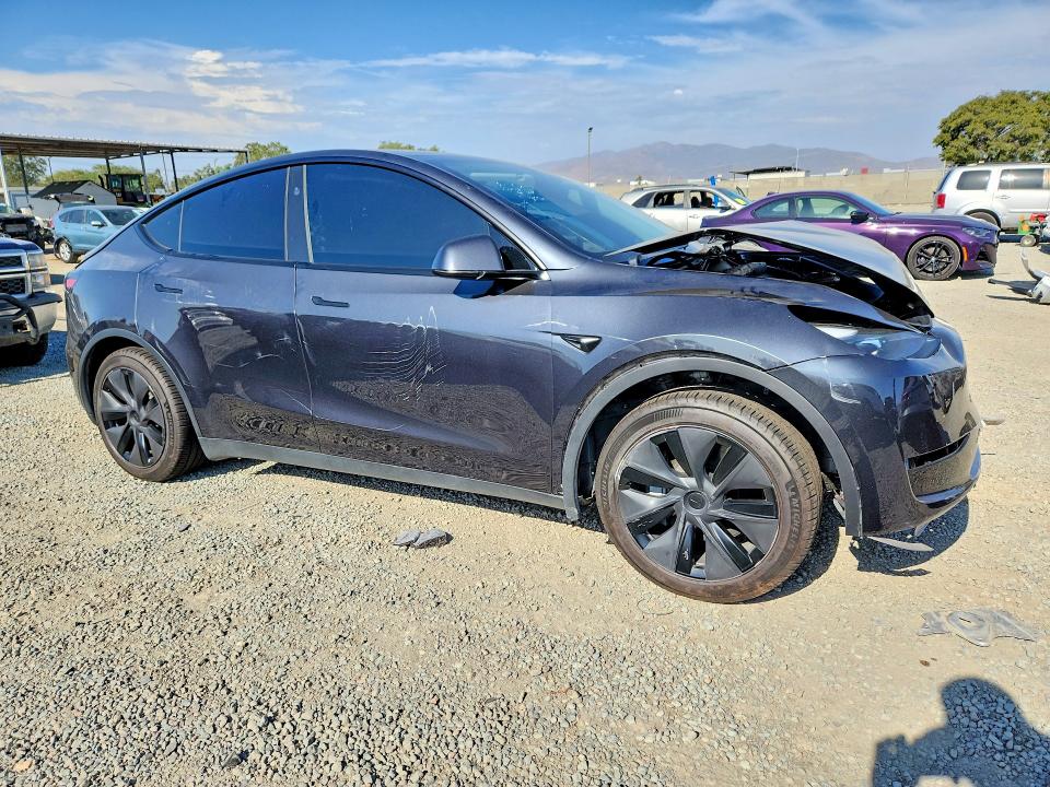 Продаж на аукціоні авто 2025 Tesla Model Y, vin: 7SAYGAEE8SF309036, номер лоту: 60720856