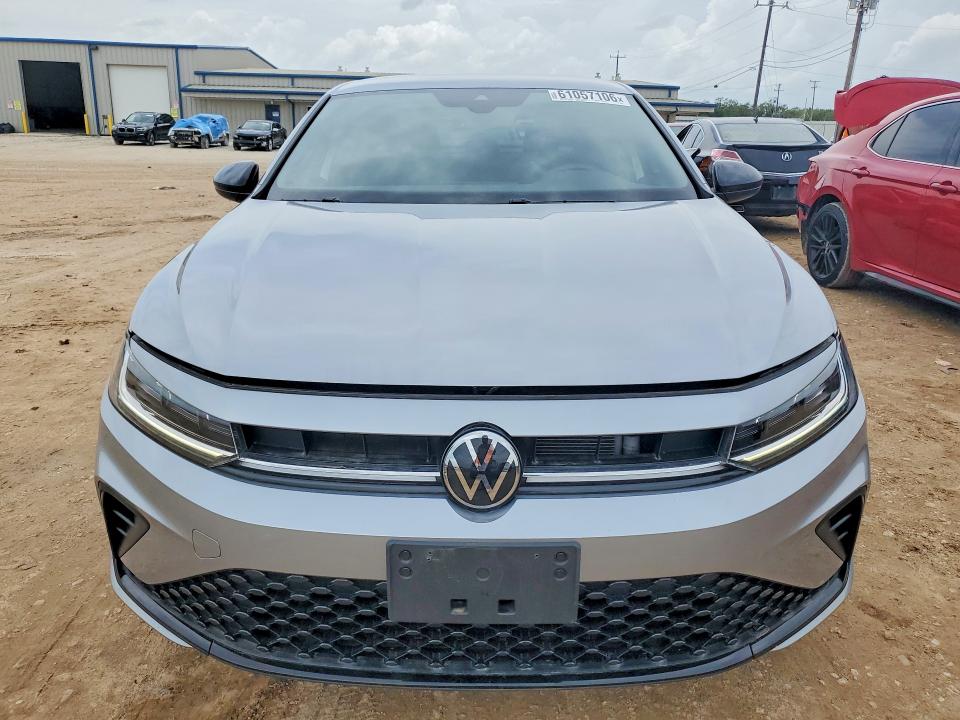 Продажа на аукционе авто 2025 Volkswagen Jetta, vin: 3VWBX7BU6SM104616, номер лота: 61057106