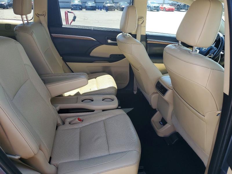 Продажа на аукционе авто 2019 Toyota Highlander Hybrid, vin: 5TDDGRFH0KS054655, номер лота: 60665496