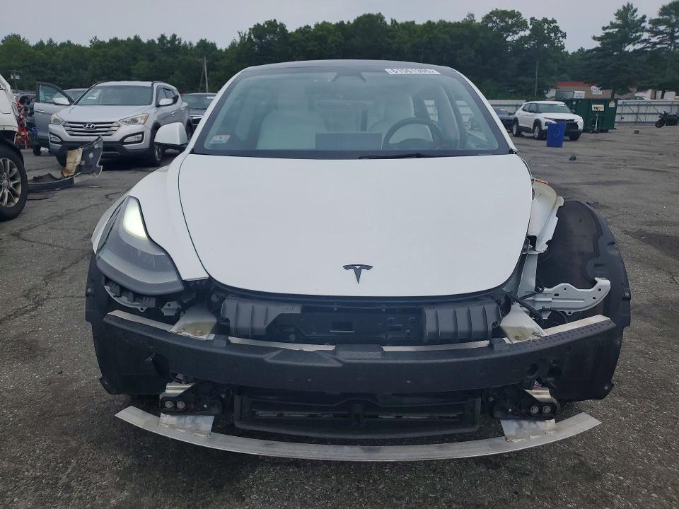 Продаж на аукціоні авто 2022 Tesla Model 3, vin: 5YJ3E1EB4NF114493, номер лоту: 61561306