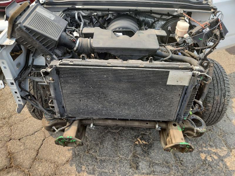 Auction sale of the 2015 Chevrolet Suburban, vin: 1GNSKJKC9FR122805, lot number: 61622406