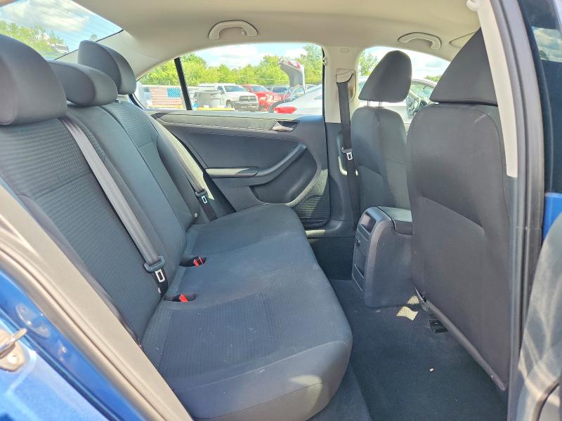 Продажа на аукционе авто 2015 Volkswagen Jetta, vin: 3VW2K7AJ1FM304878, номер лота: 60249226