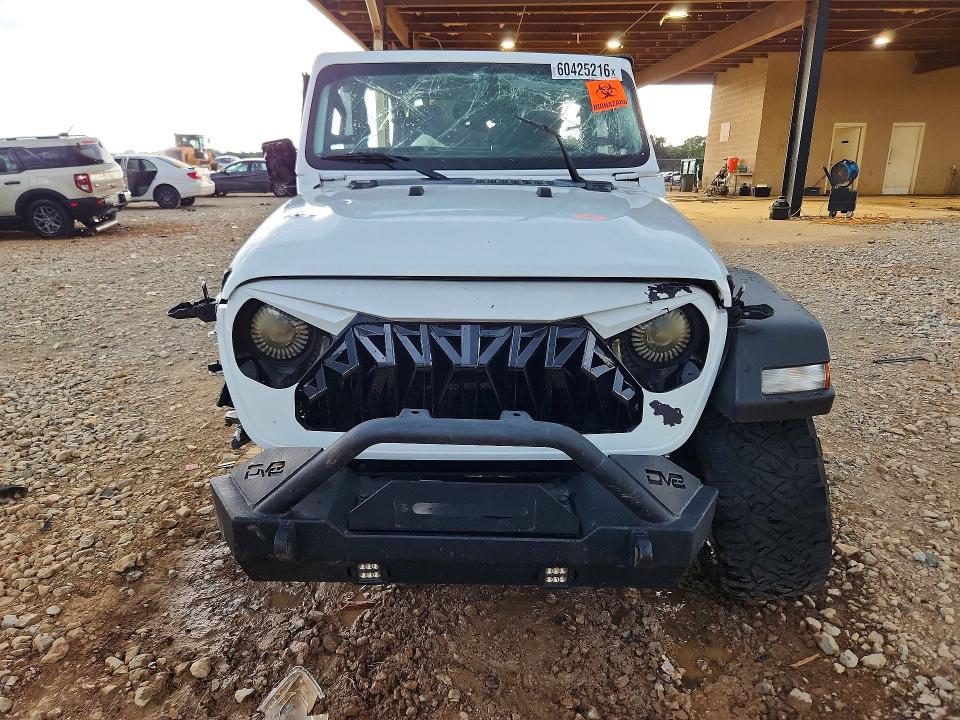 Продаж на аукціоні авто 2018 Jeep Wrangler Unlimited, vin: 1C4HJXDG4JW167685, номер лоту: 60425216