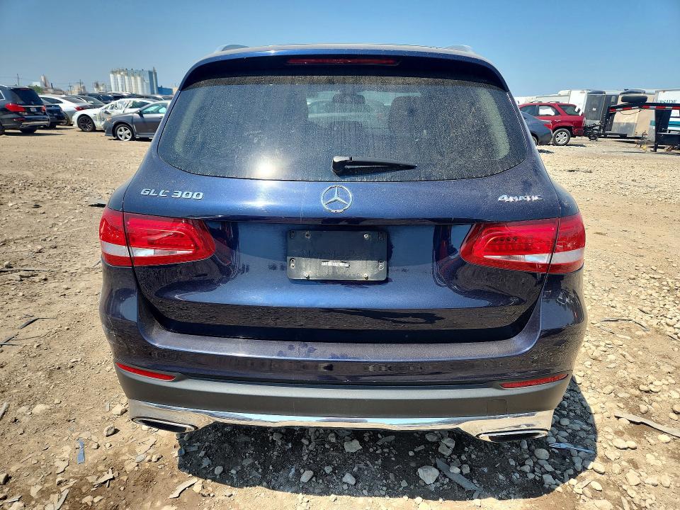 60850986 :رقم المزاد ، WDC0G4KBXHV007435 vin ، 2017 Mercedes-benz Glc مزاد بيع