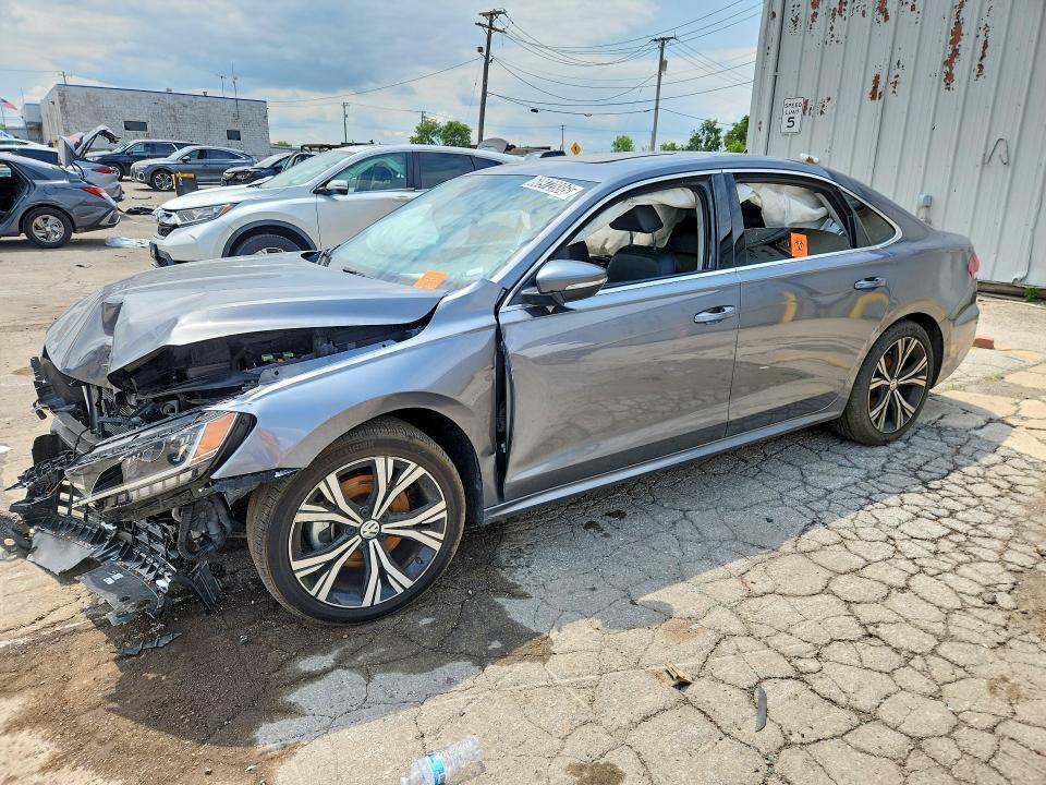 2021 Volkswagen Passat მანქანა იყიდება აუქციონზე, vin: 1VWSA7A30MC009998, აუქციონის ნომერი: 60972886