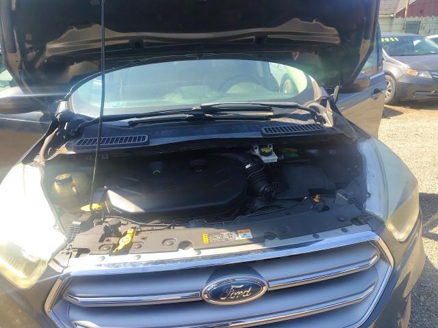 Продаж на аукціоні авто 2017 Ford Escape, vin: 1FMCU9G90HUC73210, номер лоту: 63515156