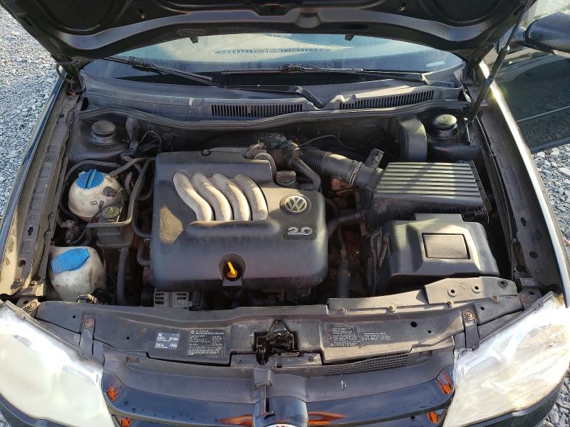 62153406 :رقم المزاد ، 9BWEL4BE2A4000241 vin ، 2010 Volkswagen City Golf مزاد بيع