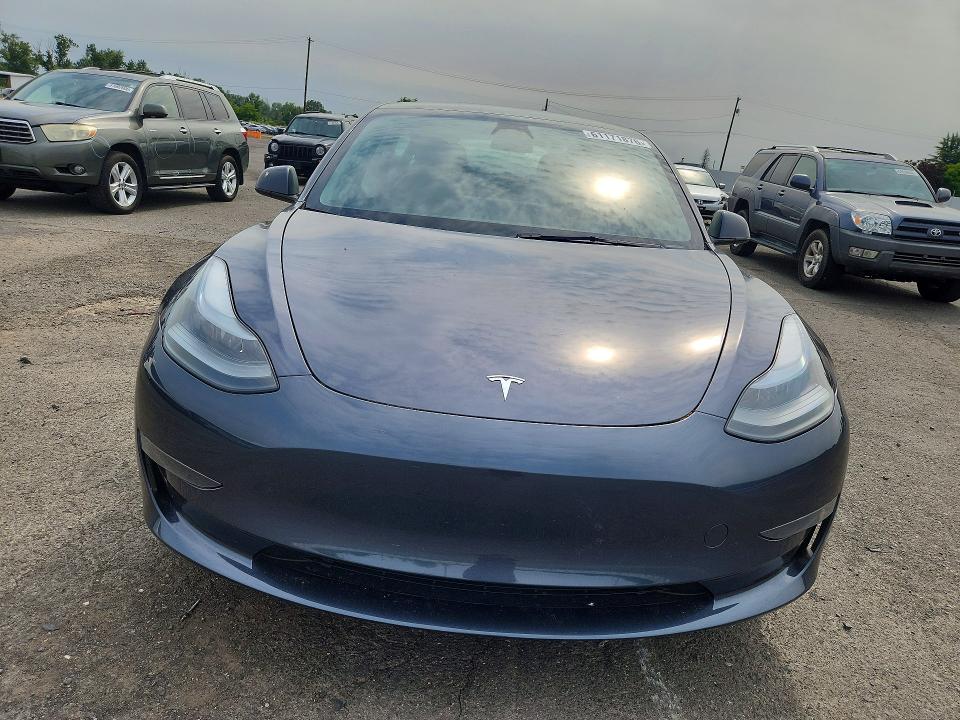 61171876 :رقم المزاد ، 5YJ3E1EA4PF662570 vin ، 2023 Tesla Model 3 مزاد بيع