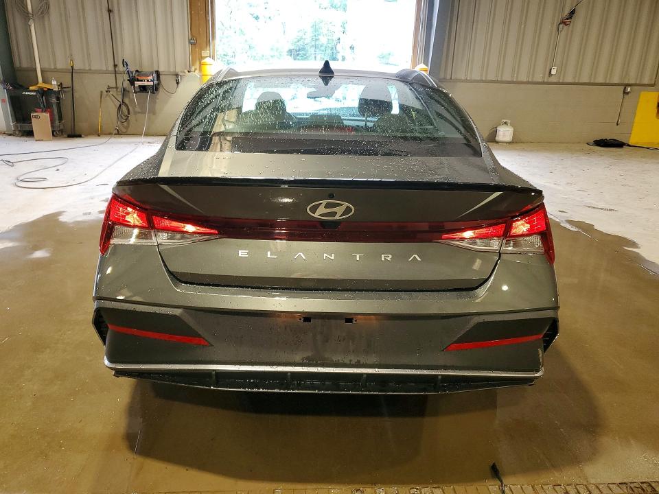 2025 Hyundai Elantra მანქანა იყიდება აუქციონზე, vin: KMHLM4DG5SU053185, აუქციონის ნომერი: 60325676