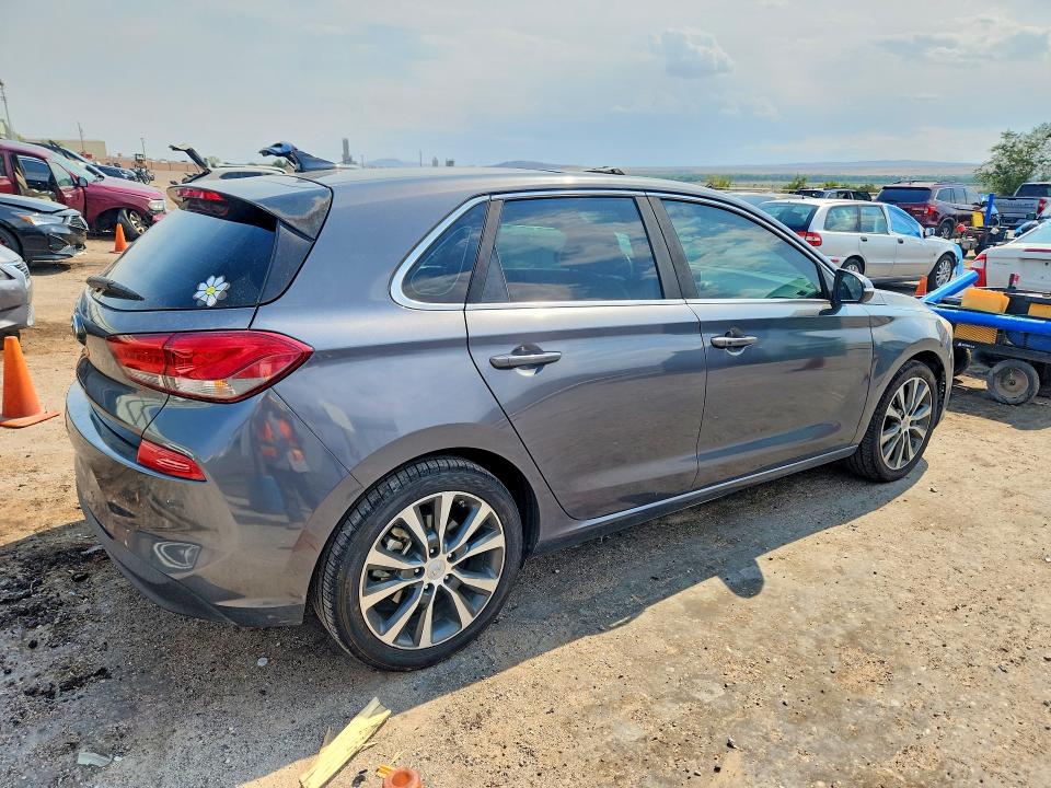 2018 Hyundai Elantra Gt მანქანა იყიდება აუქციონზე, vin: KMHH35LE0JU078024, აუქციონის ნომერი: 60205226