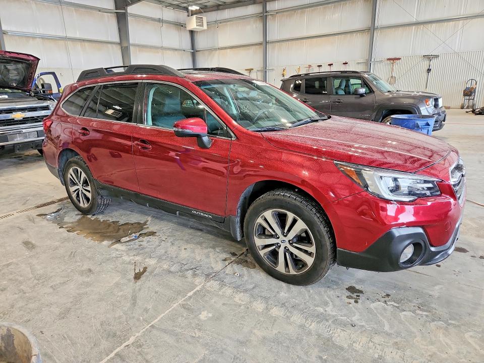 61717236 :رقم المزاد ، 4S4BSENC1J3336142 vin ، 2018 Subaru Outback مزاد بيع