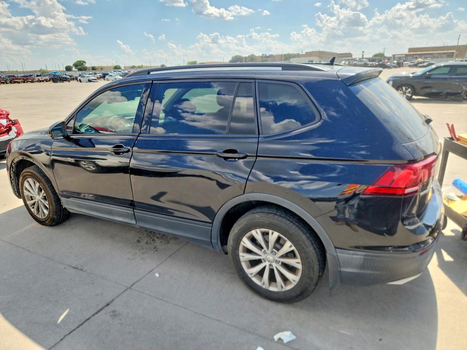 Продажа на аукционе авто 2020 Volkswagen Tiguan, vin: 3VV1B7AX1LM052761, номер лота: 59737376