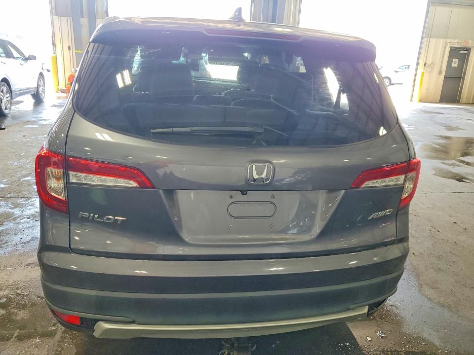 60641866 :رقم المزاد ، 5FNYF6H33MB060817 vin ، 2021 Honda Pilot مزاد بيع