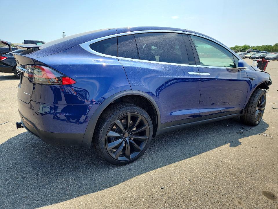 Продажа на аукционе авто 2020 Tesla Model X, vin: 5YJXCBE2XLF233529, номер лота: 59822636
