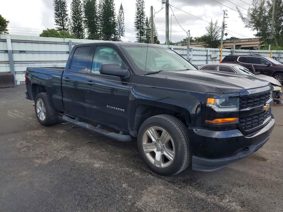 61685606 :رقم المزاد ، 1GCRCPECXHZ337955 vin ، 2017 Chevrolet Silverado مزاد بيع