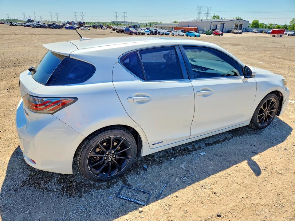62672046 :رقم المزاد ، JTHKD5BH4B2022196 vin ، 2011 Lexus Ct مزاد بيع