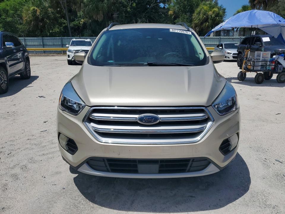Продажа на аукционе авто 2018 Ford Escape, vin: 1FMCU0GD0JUC67431, номер лота: 62115976