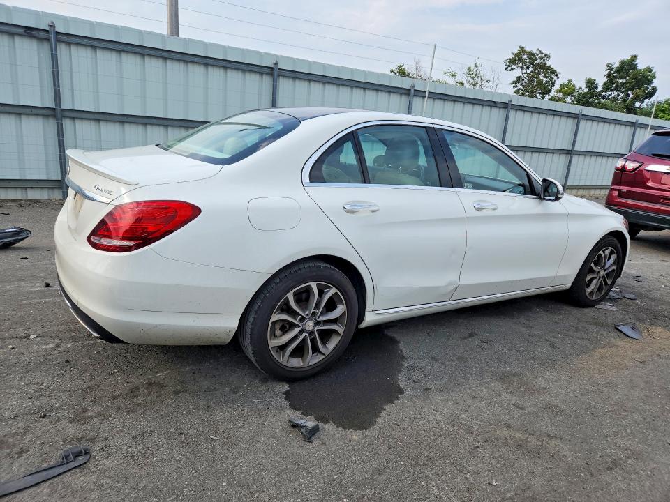 62490256 :رقم المزاد ، 55SWF4KB5GU115055 vin ، 2016 Mercedes-benz C مزاد بيع