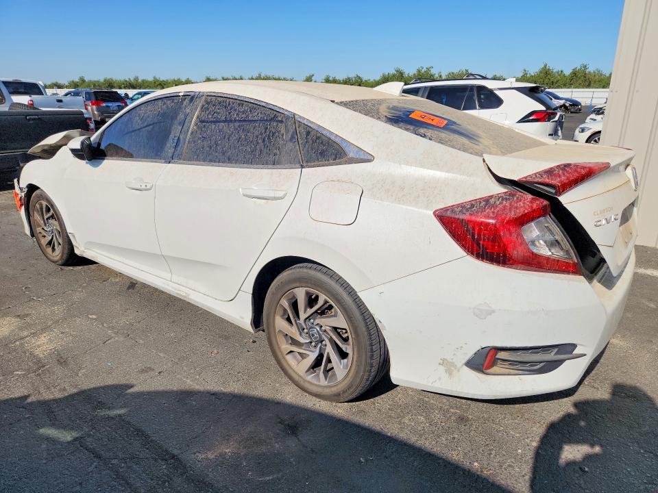 60600186 :رقم المزاد ، 19XFC2F74JE205119 vin ، 2018 Honda Civic مزاد بيع