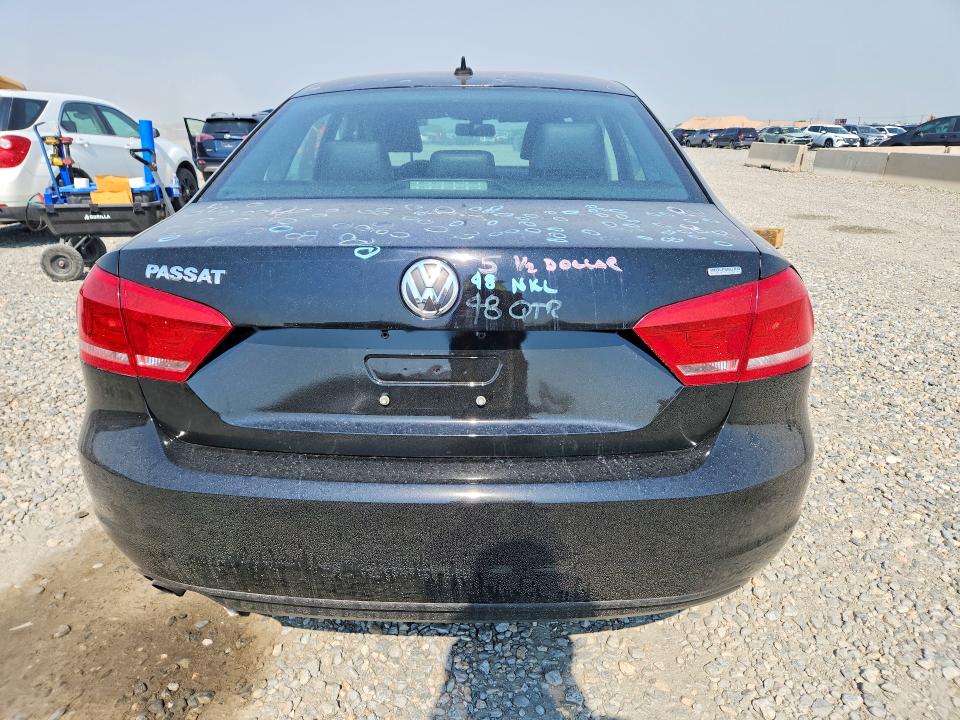 59608906 :رقم المزاد ، 1VWAT7A37FC018643 vin ، 2015 Volkswagen Passat مزاد بيع