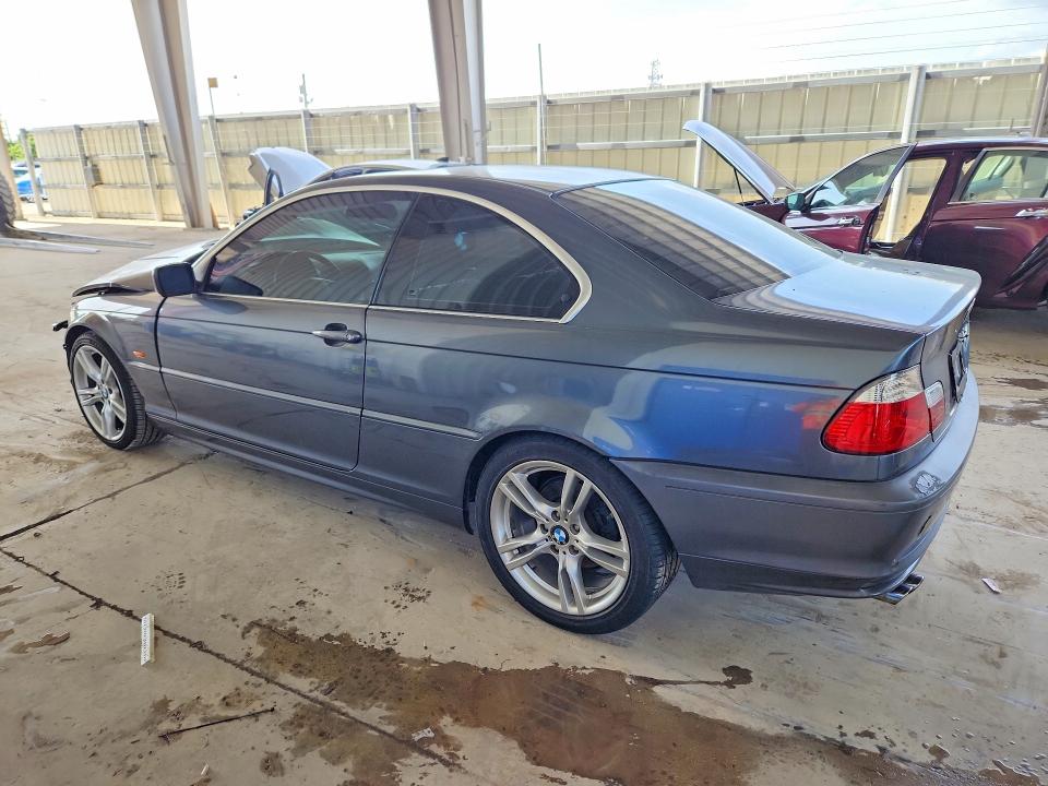 60201796 :رقم المزاد ، WBABN334X2JW51706 vin ، 2002 Bmw 325ci مزاد بيع