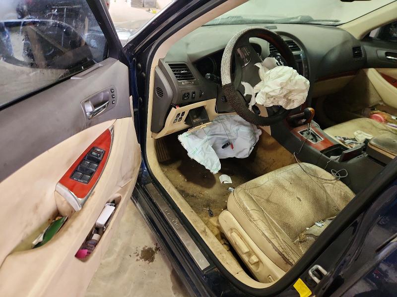 61009056 :رقم المزاد ، JTHBK1EG2B2456649 vin ، 2011 Lexus Es مزاد بيع