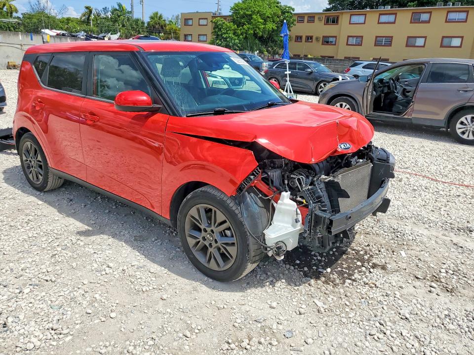 2021 Kia Soul მანქანა იყიდება აუქციონზე, vin: KNDJ33AU3M7143407, აუქციონის ნომერი: 62956586