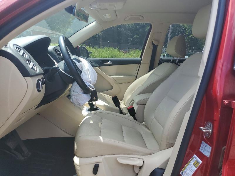 59660286 :رقم المزاد ، WVGBV7AX0GW085603 vin ، 2016 Volkswagen Tiguan مزاد بيع