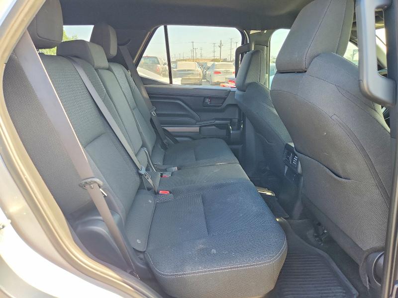62533686 :رقم المزاد ، JTEVA5AR7S5003489 vin ، 2025 Toyota 4runner مزاد بيع
