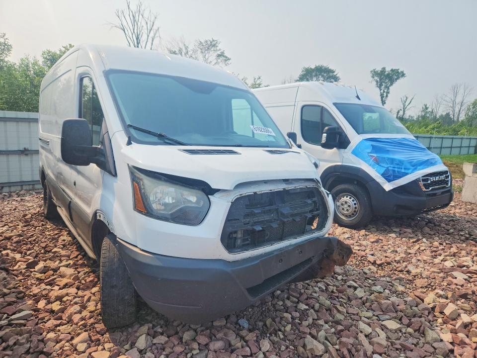 2015 Ford Transit მანქანა იყიდება აუქციონზე, vin: 1FTSW2CM3FKA90582, აუქციონის ნომერი: 61623566