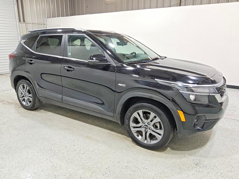 62963196 :رقم المزاد ، KNDEUCAA3M7047751 vin ، 2021 Kia Seltos مزاد بيع