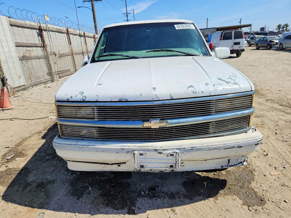 Продаж на аукціоні авто 1999 Chevrolet Suburban, vin: 3GNEC16R1XG187383, номер лоту: 62303606