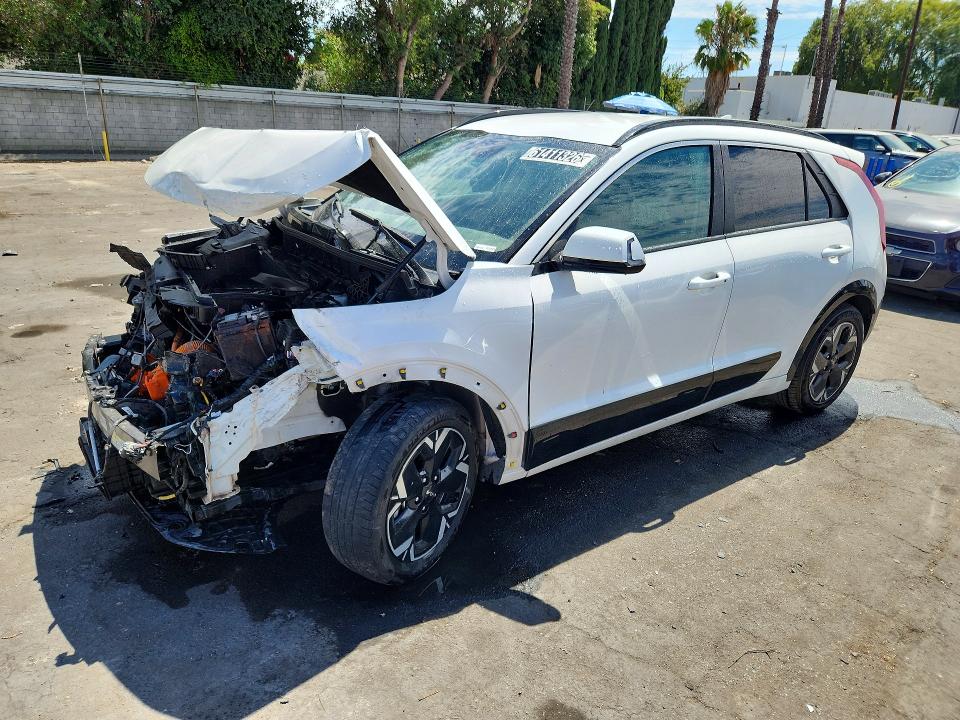2023 Kia Niro მანქანა იყიდება აუქციონზე, vin: KNDCR3L11P5026693, აუქციონის ნომერი: 61411326