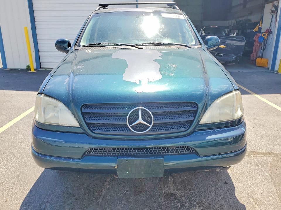 59288866 :رقم المزاد ، 4JGAB72E6XA067394 vin ، 1999 Mercedes-benz Ml مزاد بيع